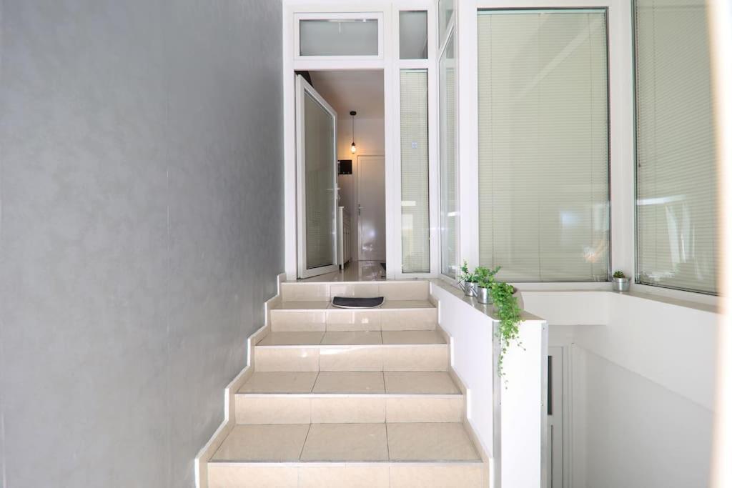 “Minipalais” Apartment In The Heart Of Zara Esterno foto